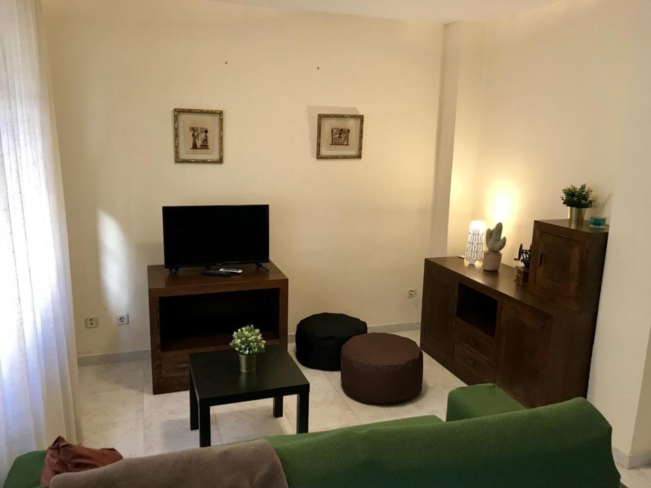 Apartamento Decada Reyes Catolicos فوينخيرولا المظهر الخارجي الصورة